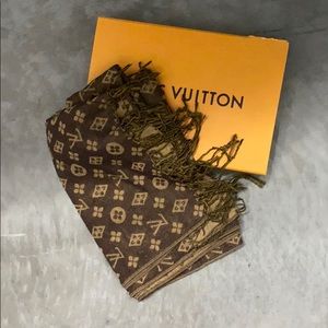 Unisex LV shall, scarf. Reversible